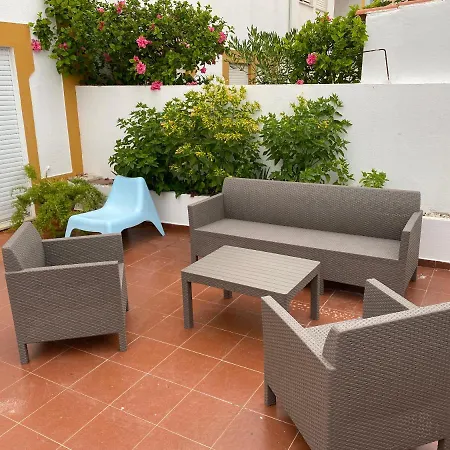 Casa de hóspedes Baleal Surf & Wild Beach House 2*